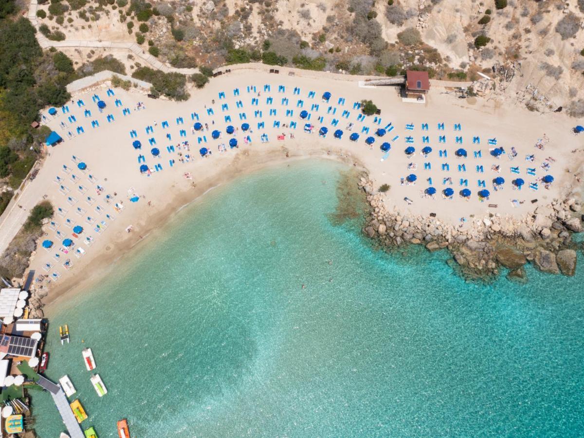 Sanders Mythical Blue Villas Paralímni Kültér fotó